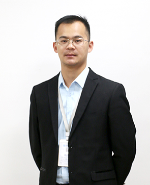 何老师